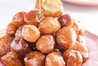 Crunchy Middle Eastern Luqaimat and Awamat Fritters