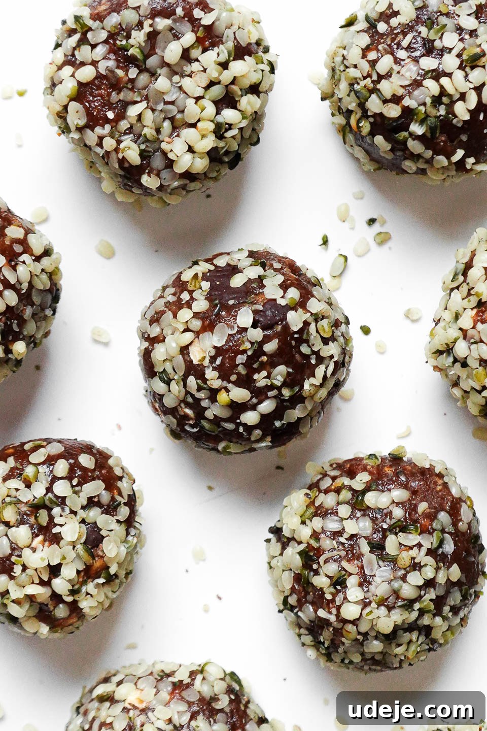 Peanut Butter Date Power Bites 2 Peanut Butter Date Energy Balls rolled in hemp seeds. A healthy, high protein snack that's vegan, gluten-free and no-bake.
