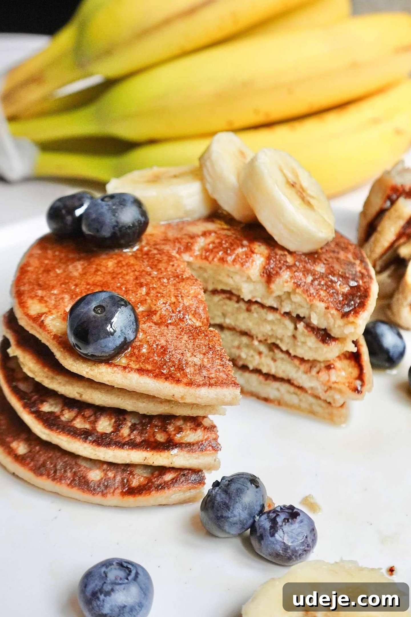 Effortless 3 Ingredient Banana Pancakes 2 These Easy Banana Pancakes are the perfect way to start your day! Made with just 3 ingredients, they're light, fluffy & nutritious.