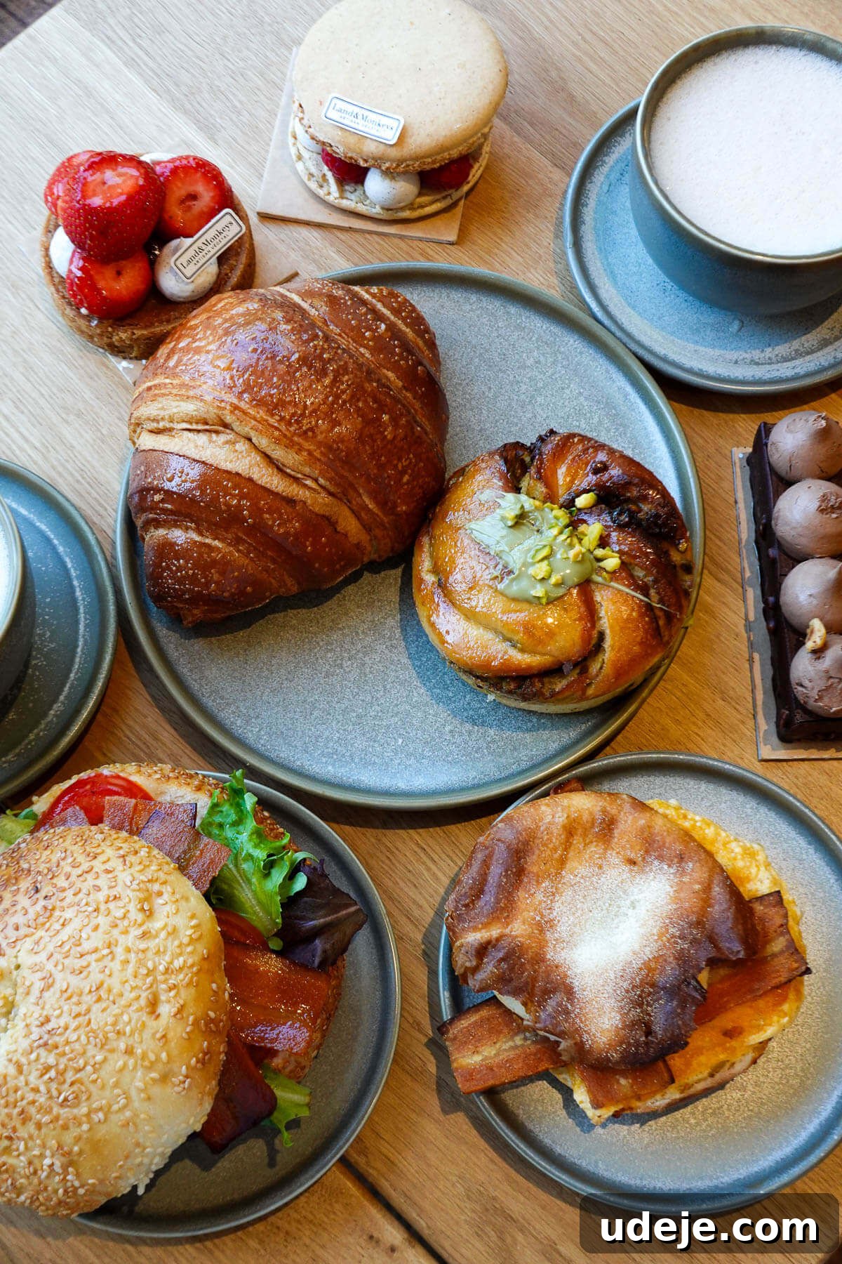 featured 14051